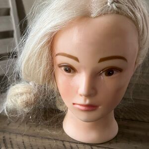 Blonde Hair Styling Mannequin Head